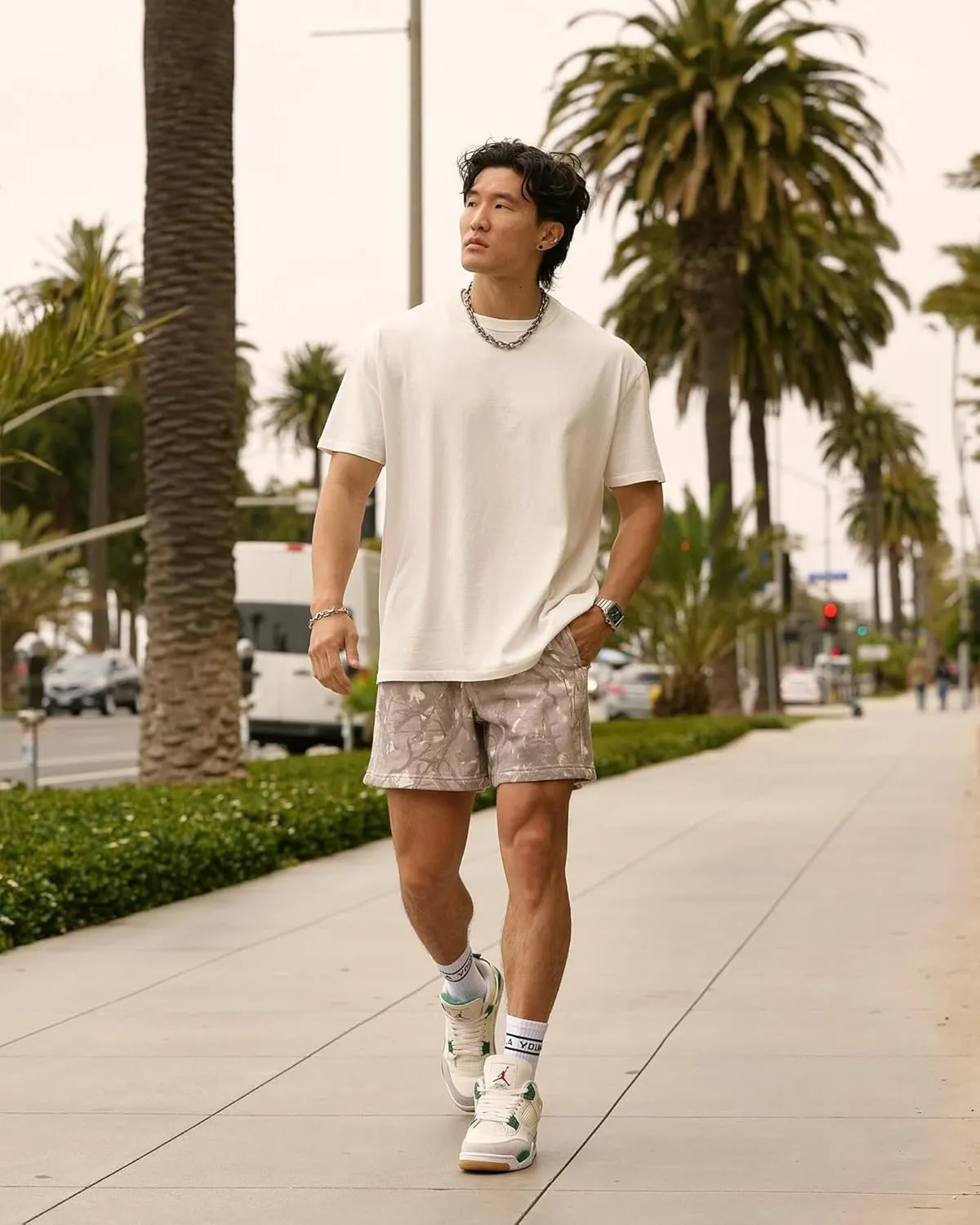 BOOMLEMON Mens Mesh Graphic Print Shorts Fashion Designer Workout Shorts Retro Casual Cool Streetwear Short Pants